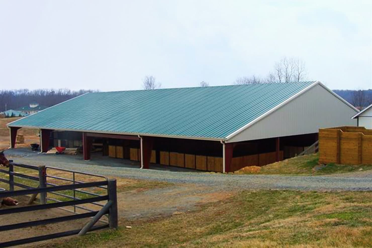General Steel Farm Building with Open Walls